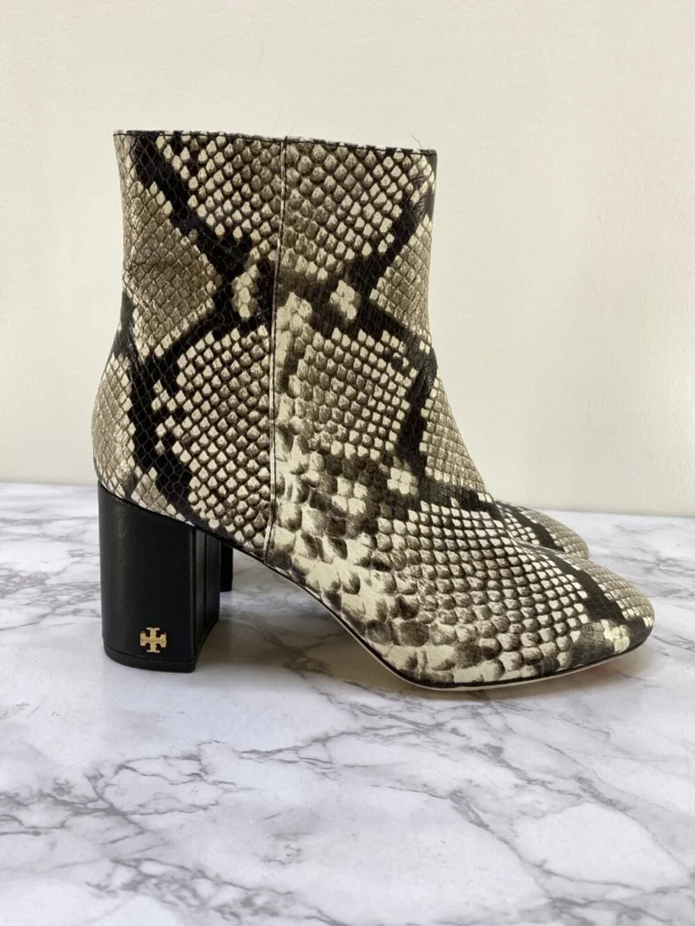 Tory Burch Women's Kira animal print black & White Boot Size 7 M
